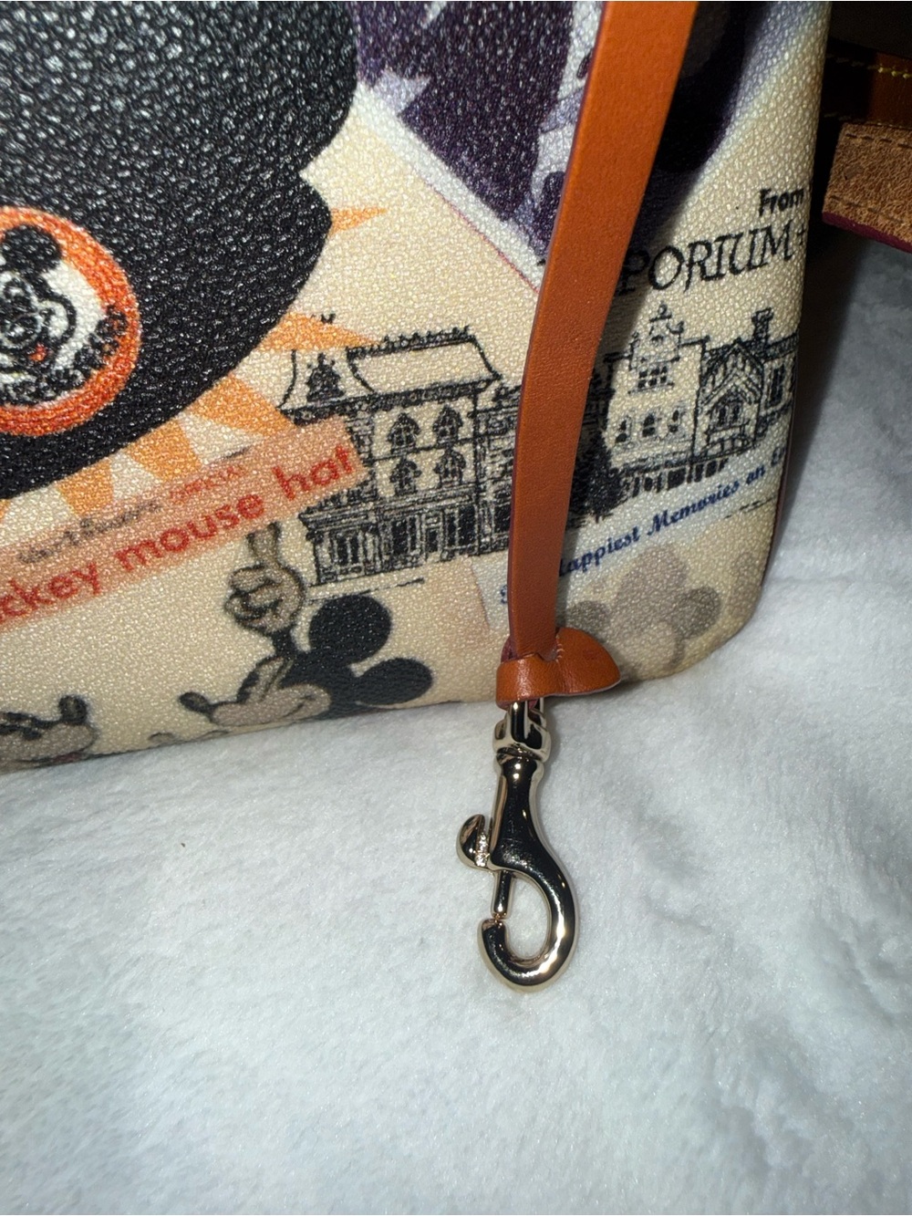 Disney Dooney & Bourke Disneyland 55th Anniversary Crossbody Bag - Picture 10 of 11